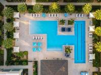 Resort Style Pool | Apartments in Melbourne, FL | The Artisan at Viera