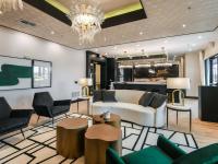 Resident Lounge | Apartments in Jacksonville, FL | The Menlo