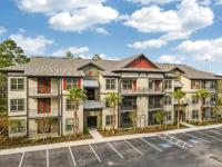Apartment Building | Apartments in Tampa, FL | The Lodge at Hidden River