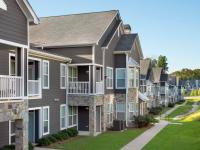 Apartment Building | Apartments in Birmingham, AL | Retreat at Greystone
