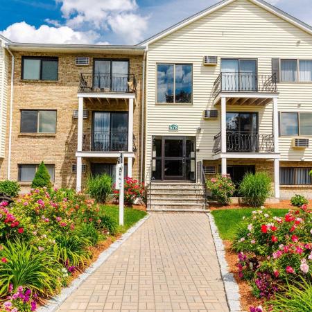 Leasing Office | Princeton Park | Apartments Lowell MA