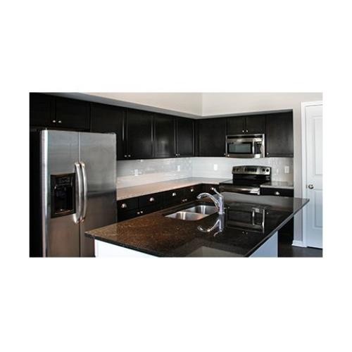 Bentley Flat 1 Bed Apartment LC Hilliard