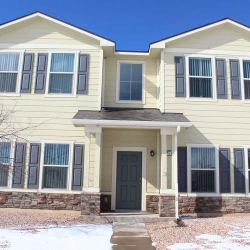 Longmont Model 4 Bed Apartment Peterson SFB Tierra Vista Communities