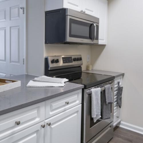 Carnegie 2 Bed Apartment Redwine Creek