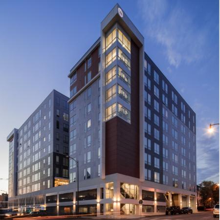 Columbia Missouri Apartments | Rise on 9th