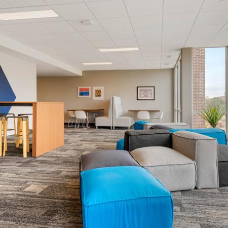 student lounge | aspire at discovery park