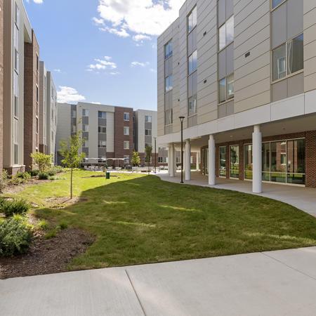 exterior alleyway | purdue student apartments | aspire at discovery park