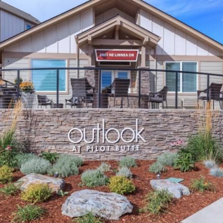 Outlook at Pilot Butte Apartments | Apartments Bend Oregon