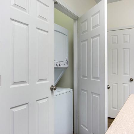 In-home Laundry| Apartments Near Uncw Campus | Aspire 349
