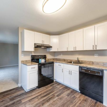 Modern Renovated Kitchen | Princeton Reserve Apartments in Dracut MA