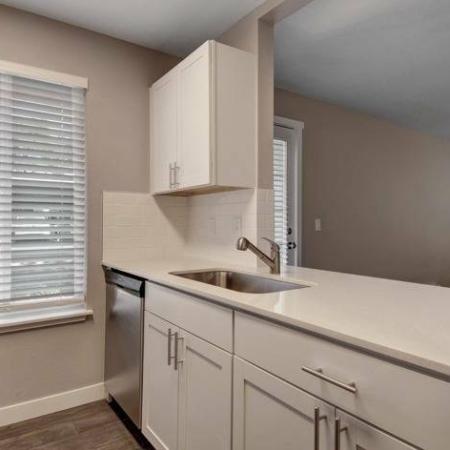 Elegant Kitchen Finishes | Apartments for Rent in Beaverton | Arbor Creek Apartments