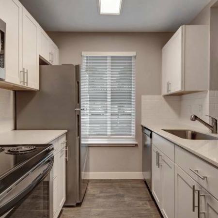 Newly Renovated Kitchen with Subway Tile Backsplash | 2 Bedroom Apartments in Beaverton OR | Arbor Creek