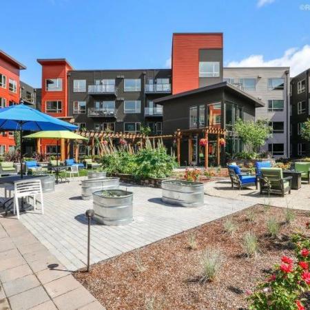 Outdoor Planters | Apartments for Rent in Salem Oregon | South Block Apartments