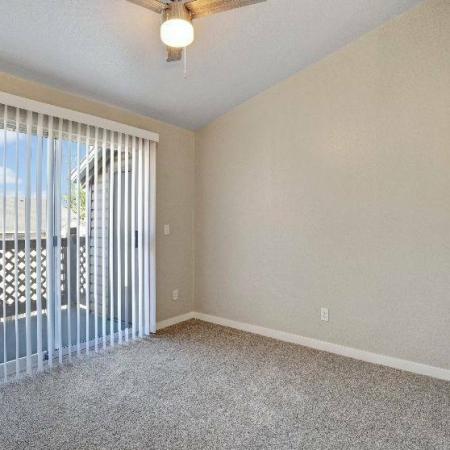 Classic Dining Room with Carpet | Renton WA Apartments | Westview Village