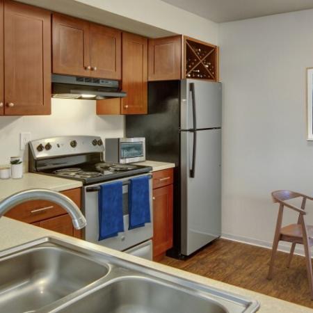 Luxurious Kitchen | Apartments In Shoreline Washington | Meadowbrook