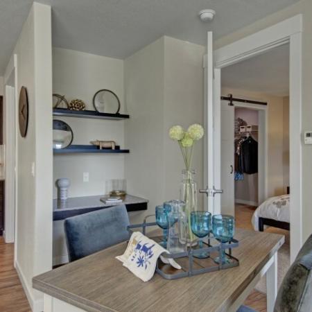 Elegant Dining Room | 2 Bedroom Apartments Bend Oregon | Seasons at Farmington