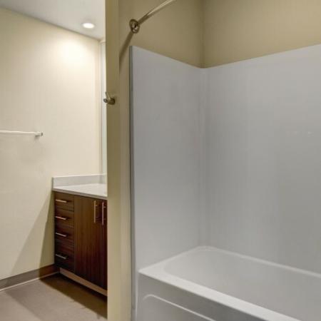 Spacious Bathroom | Hillsboro Oregon Apartments For Rent | Tessera at Orenco Station 2
