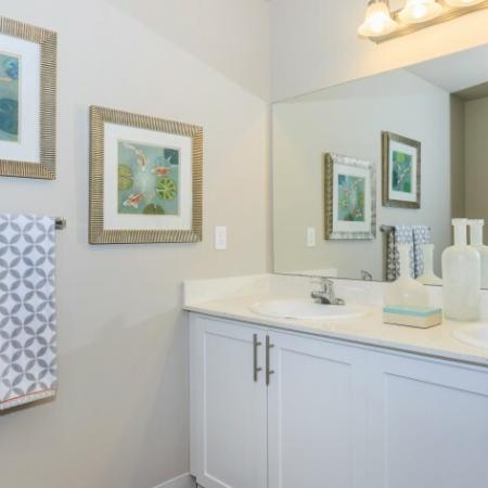 Modern Bathroom | Outlook at Pilot Butte Apartments | Bend Oregon Apartments
