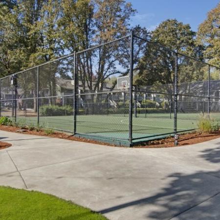 Community Basketball Court | Apartment Rentals Beaverton Oregon | Arbor Creek