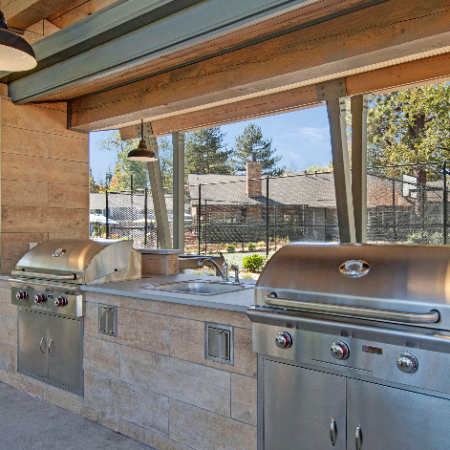 Community BBQ Grills | Apartments For Rent Beaverton | Arbor Creek