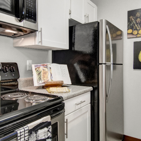 Elegant Kitchen | Beaverton OR Apartments for Rent | Arbor Creek