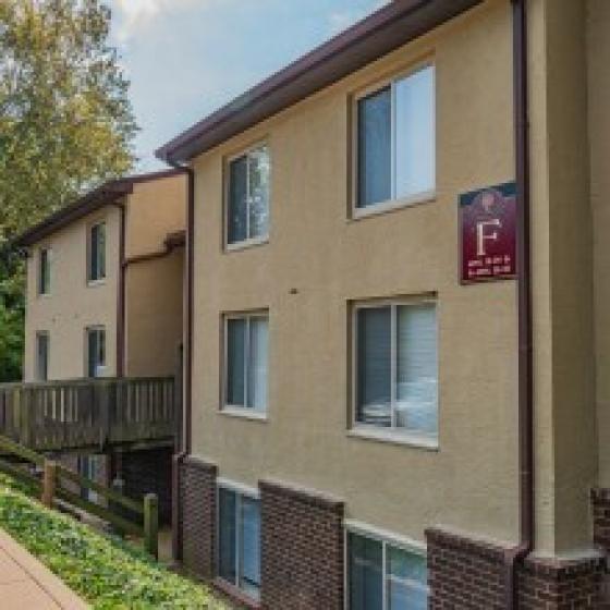 Apartments for Rent in Warminster | Fox Run Apartments