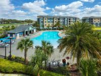 Sparkling Pool | Apartments for rent in Orlando, FL | Citi Lakes