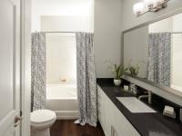 Modern Bathroom | Apartments in Tampa, FL | 5 Oaks at Westchase