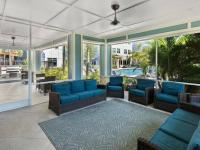 Beautiful Resident Lounge | Tampa, FL Apartments | 5 Oaks at Westchase