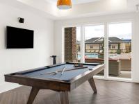 Clubroom Pool Table | Apartments in Fredericksburg, VA | The Kingson