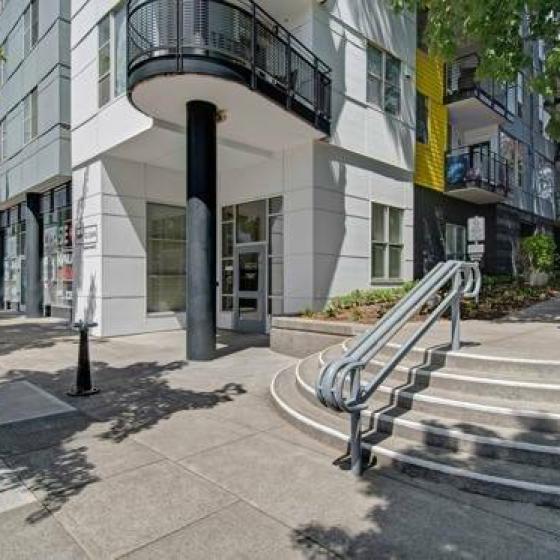 Apartments For Rent In Portland Oregon | 5819 Glisan  |  Building Exterior