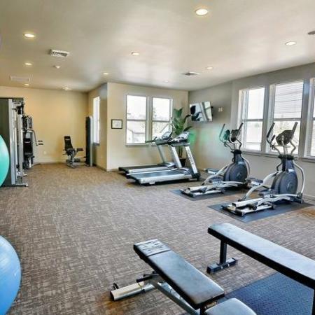 Fitness Center | Apartments in Tualatin OR | River Ridge Apartments