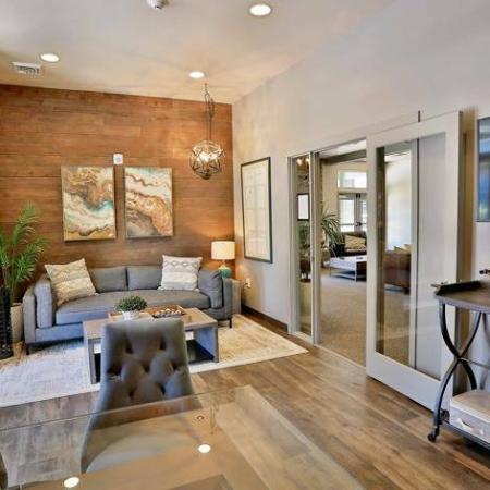 On-Site Leasing Professionals | Apartments in Tualatin OR | River Ridge