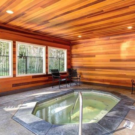 Resident Hot Tub | Apartments In Shoreline Wa | Ballinger Commons