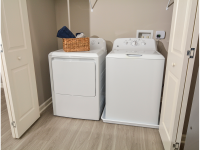 Plymouth Pointe Apartments - Norristown, PA - Laundry