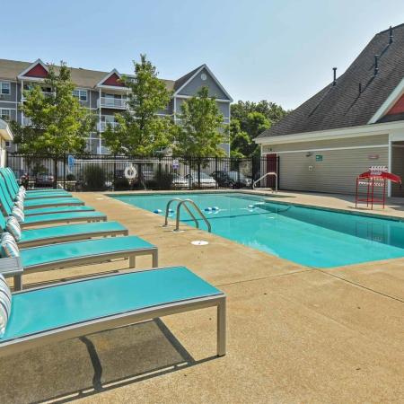 Pool at Kensington apartments at Chelmsford MA | Apartments for rent