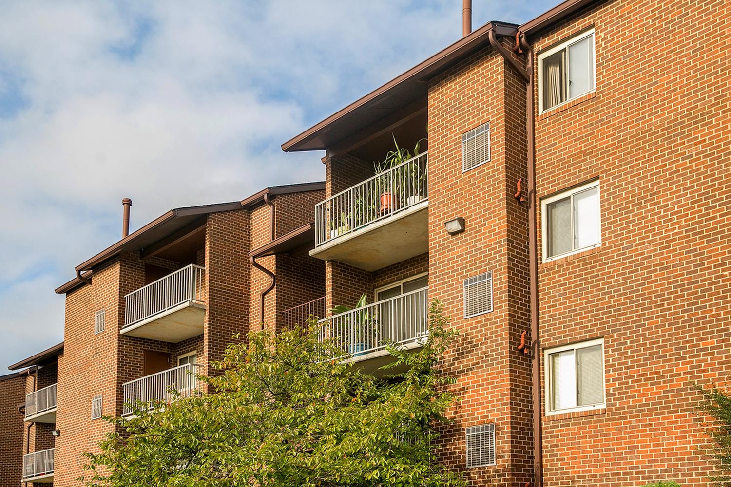 View Photos Foxfire Apartments