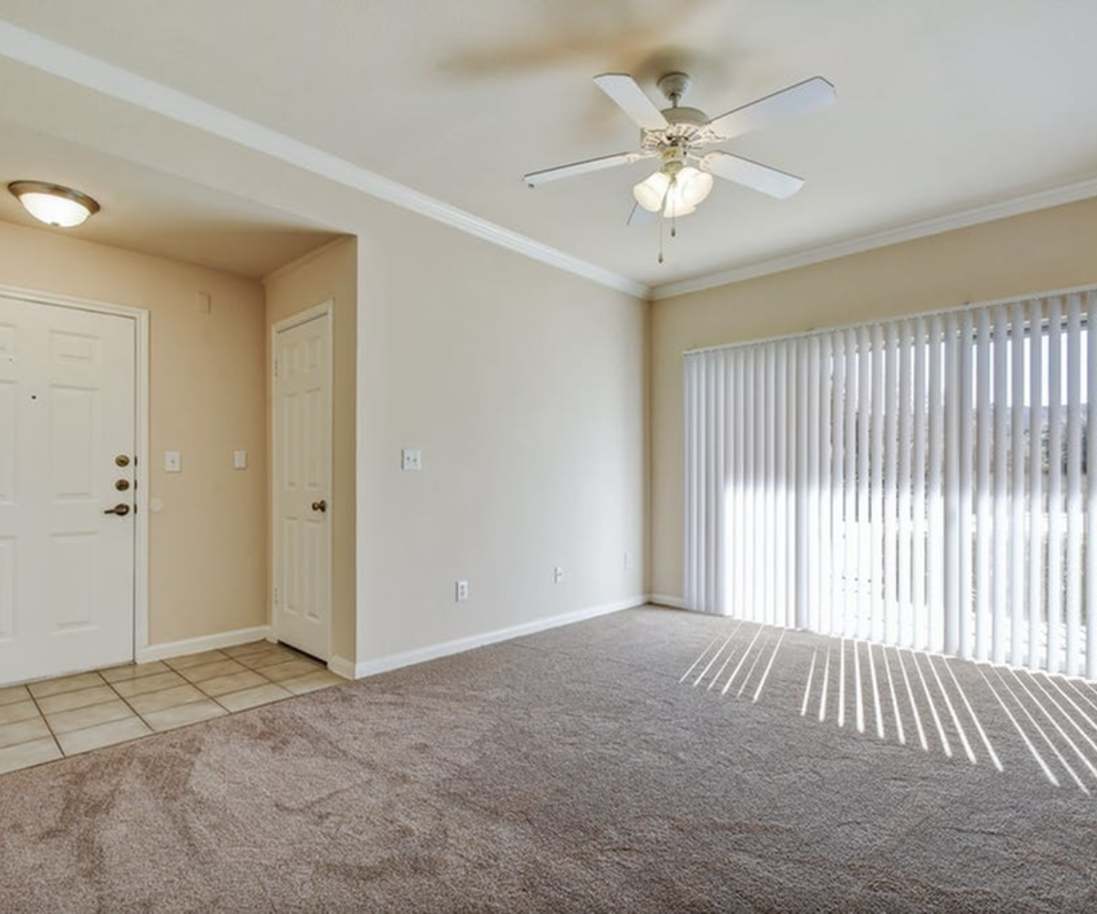 Photo Gallery & Tours | Vineyard Hills Apartments