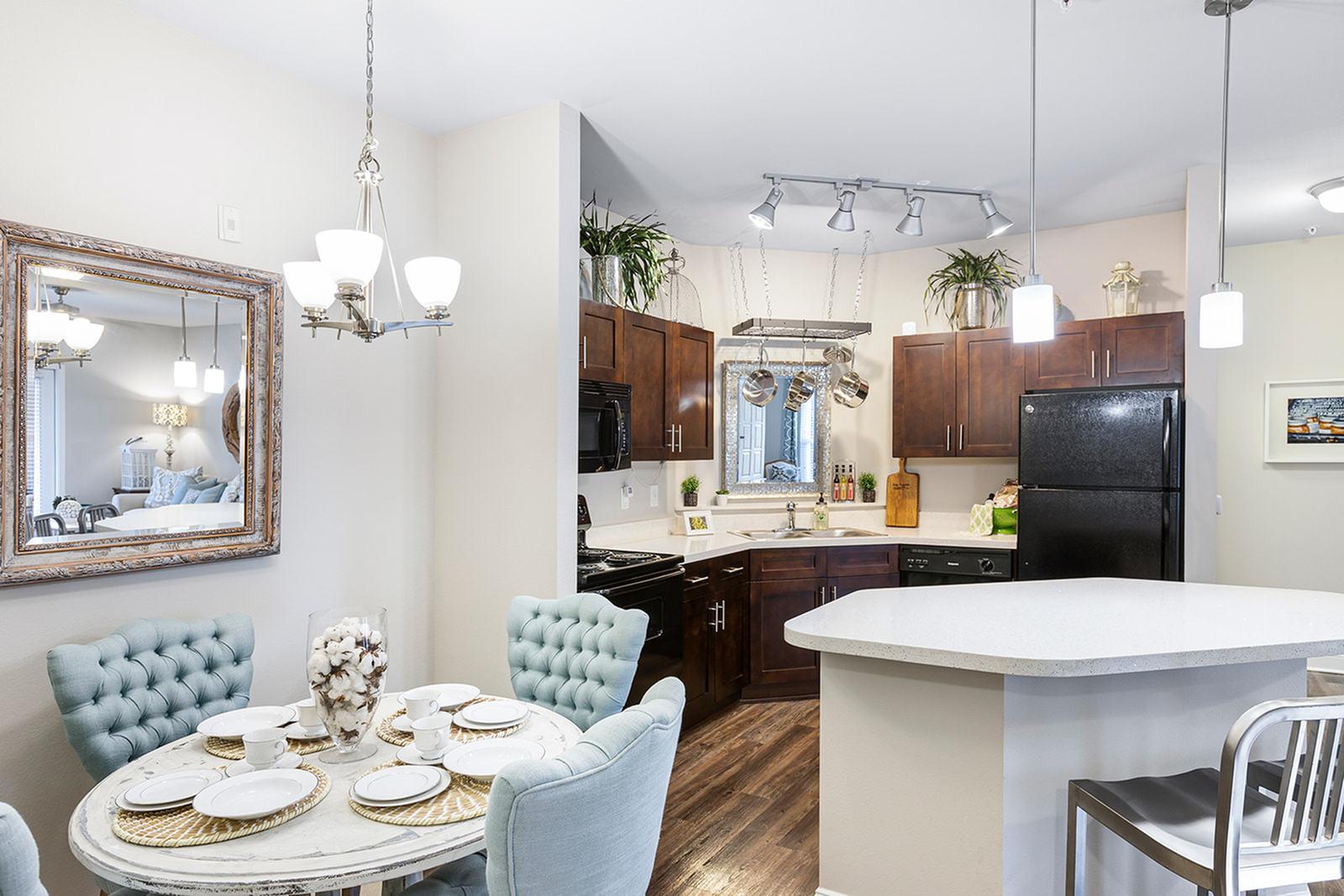 View Photos & Take A Virtual Tour The Apartments at Shade Tree