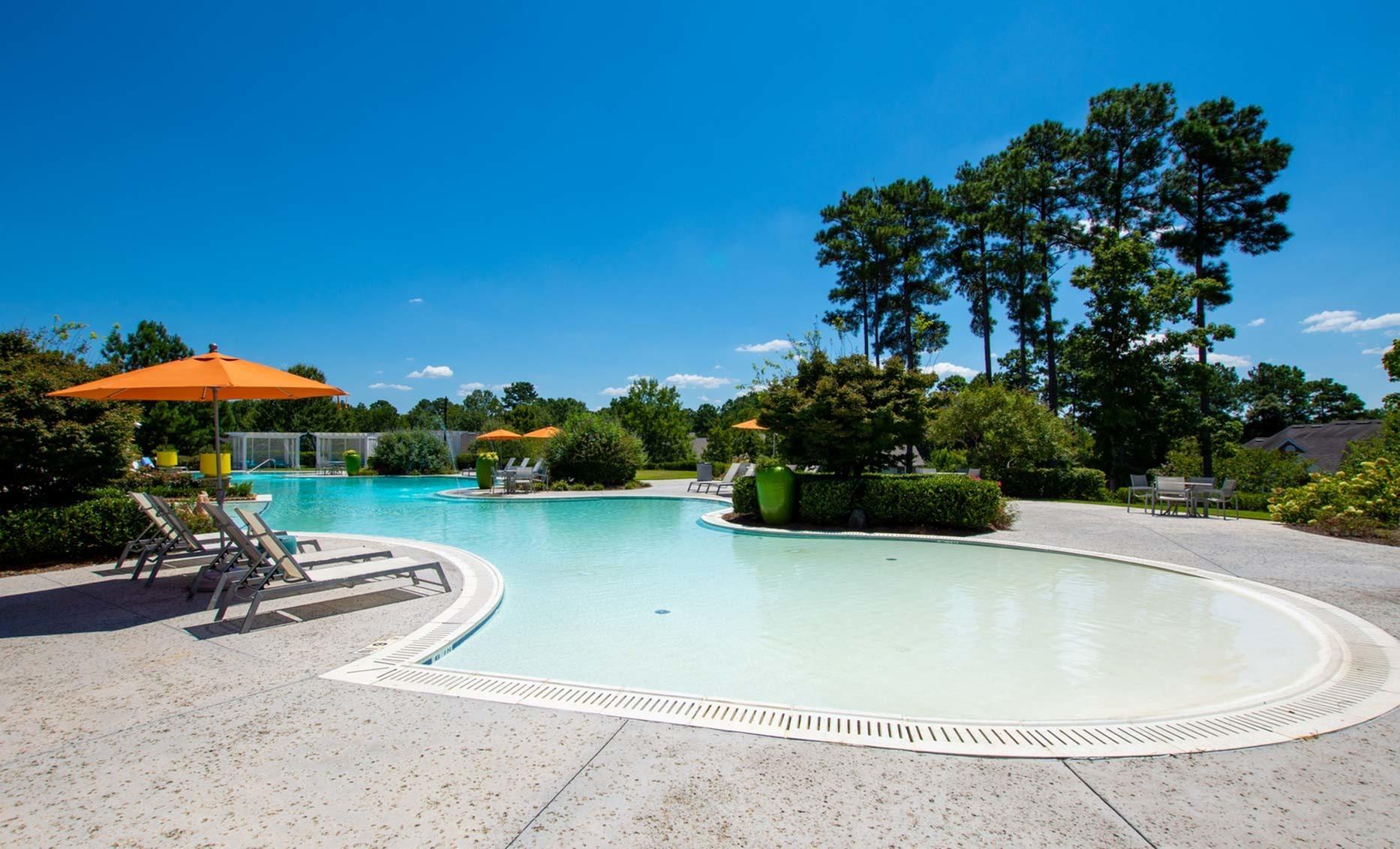 View Photos Lullwater Apartments