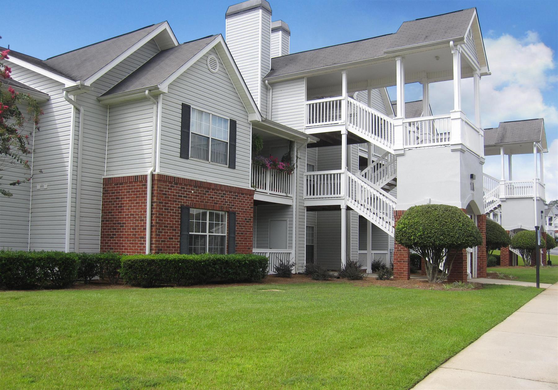 View Photos Shadow Creek Apartments