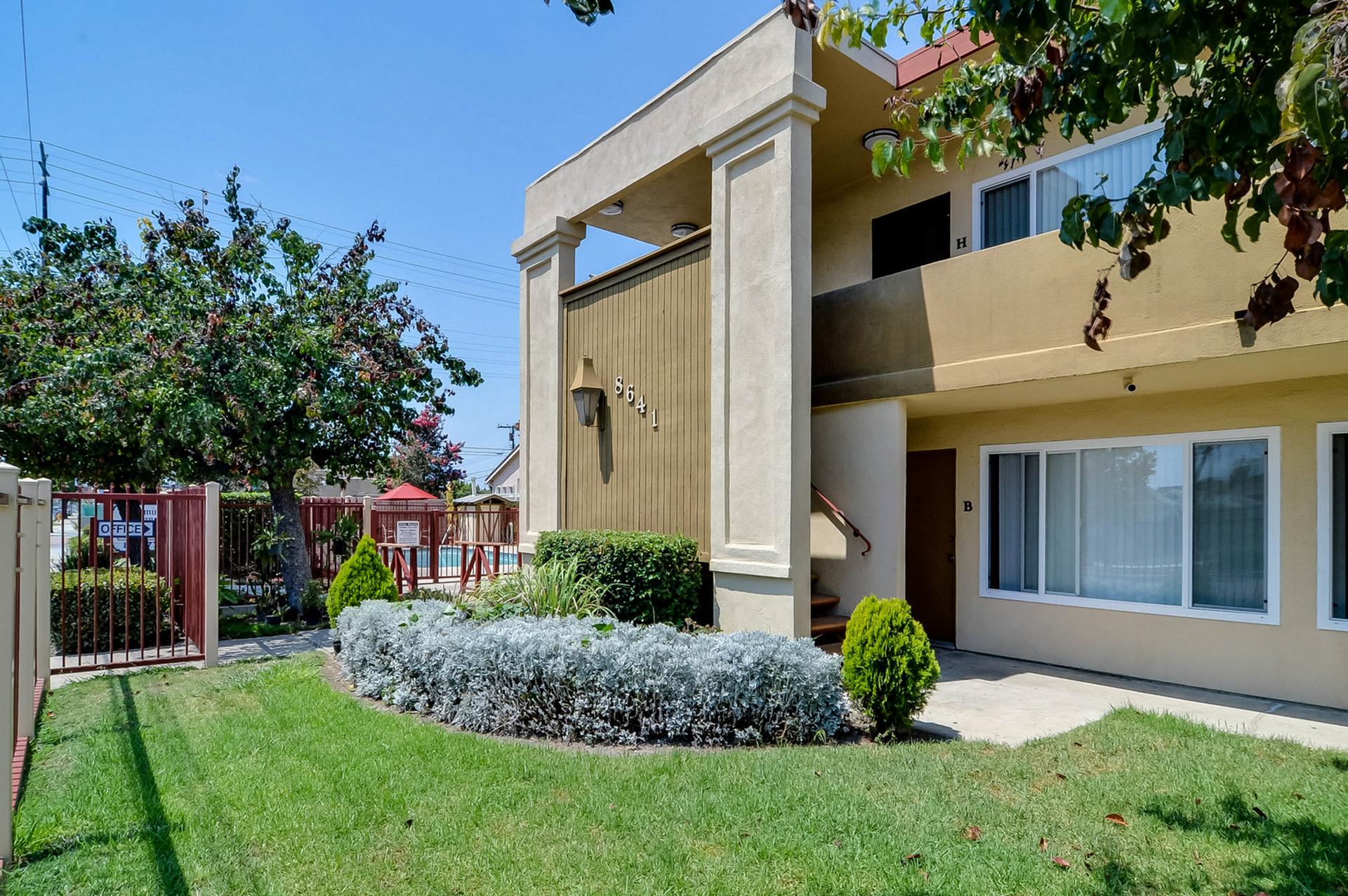 View Photos Westminster Manor