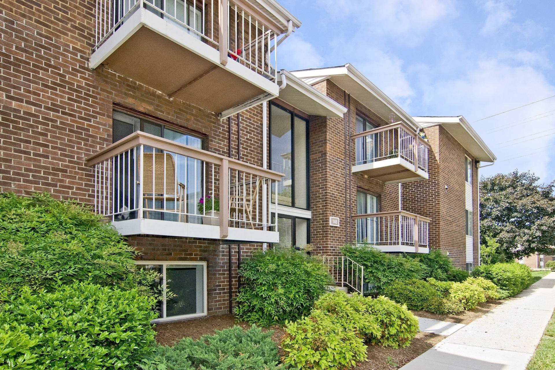 View Photos Twin Coves Apartments