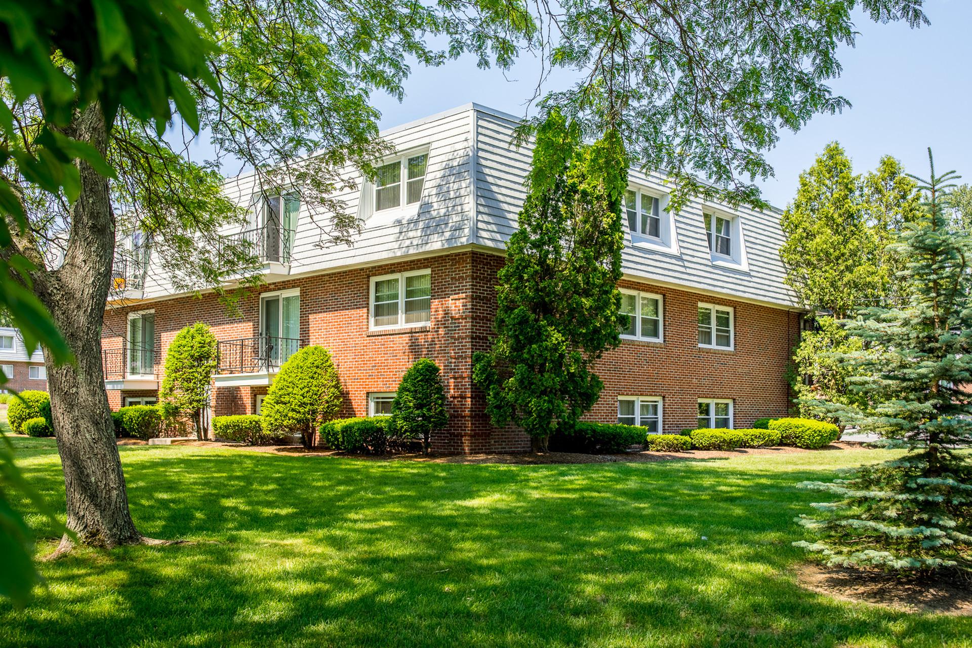 View Photos of Our Apartments Princeton Pines