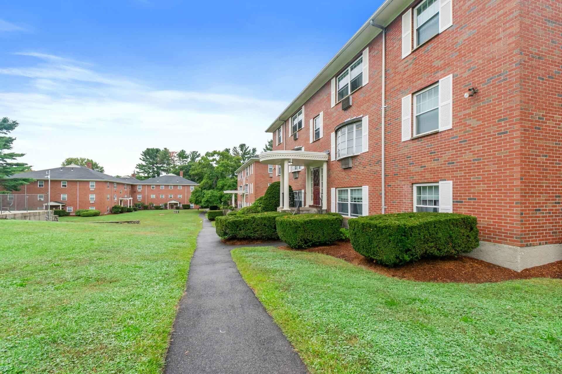 Apartment For Rent In Woburn Ma Country Club Garden Apartments