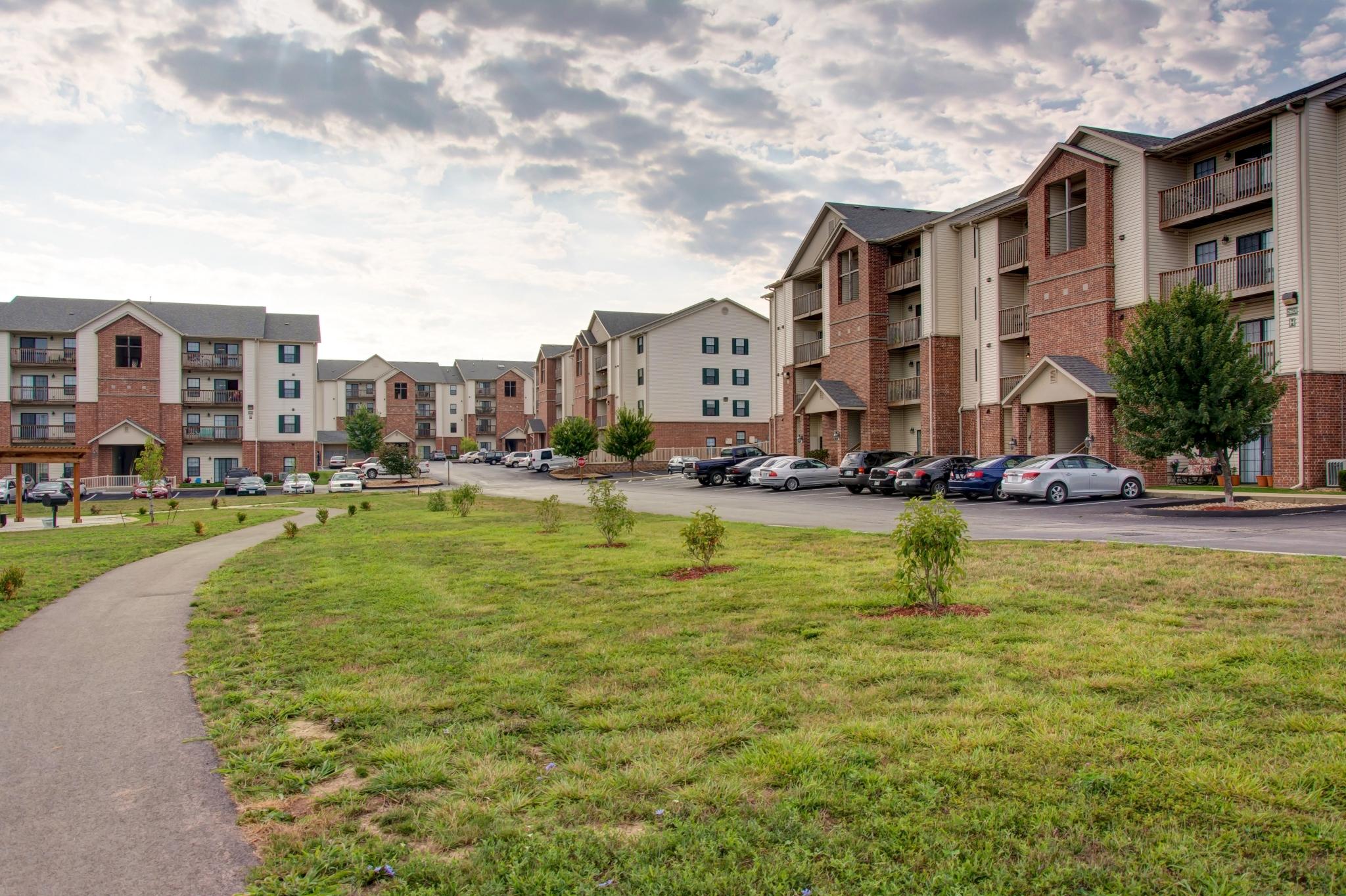 View Photos Orchard Park Apartments