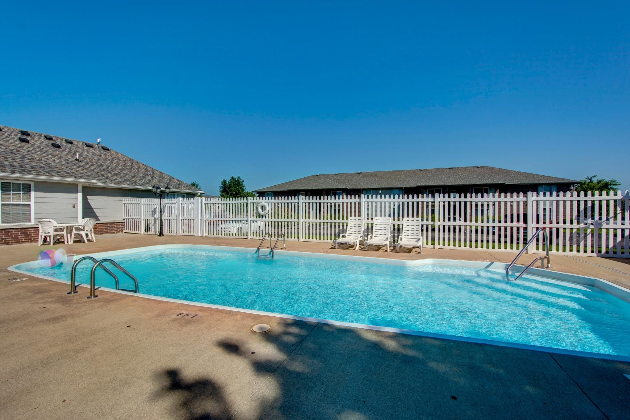 View Photos Cambridge Park Apartments