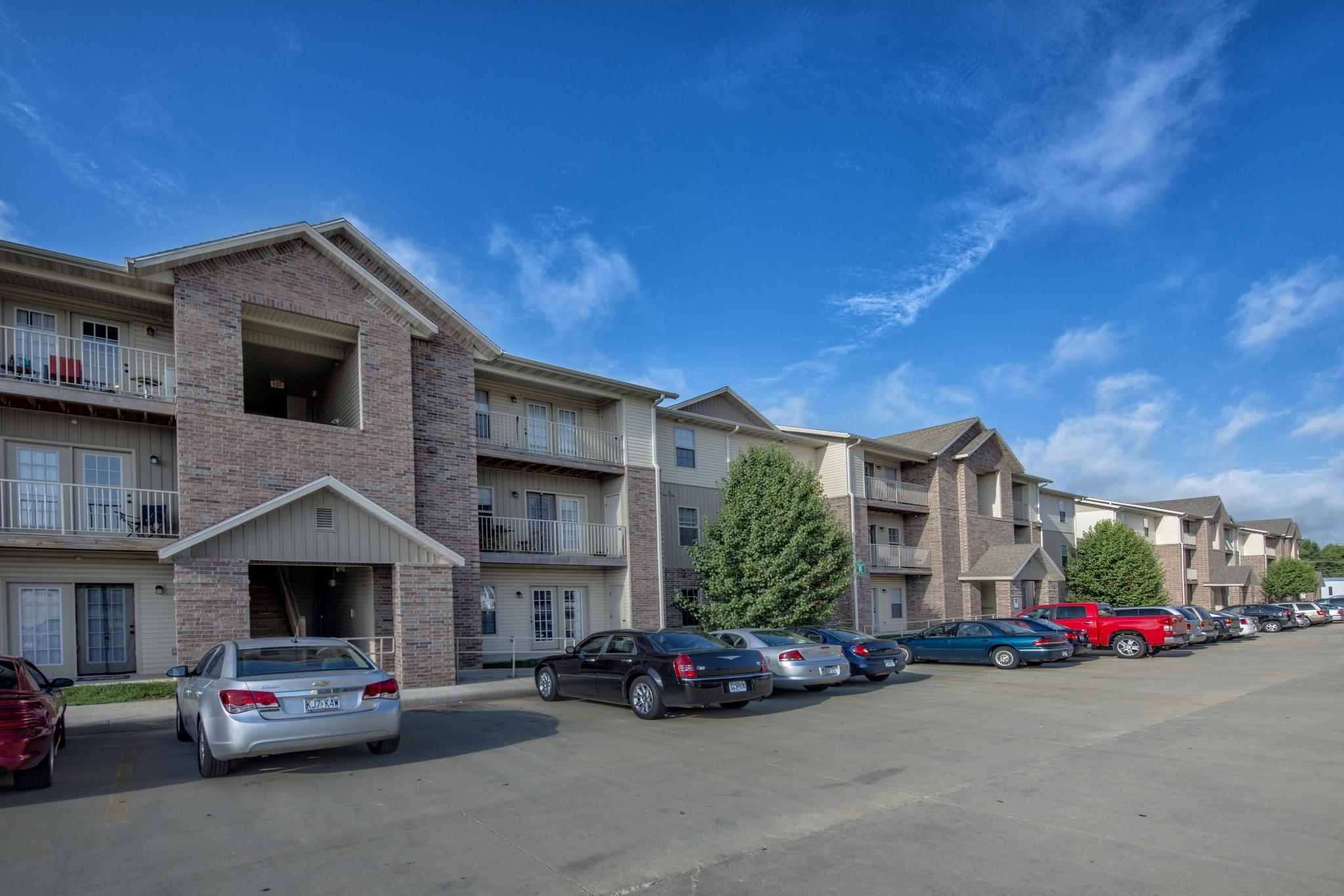 View Photos Scenic Station Apartments