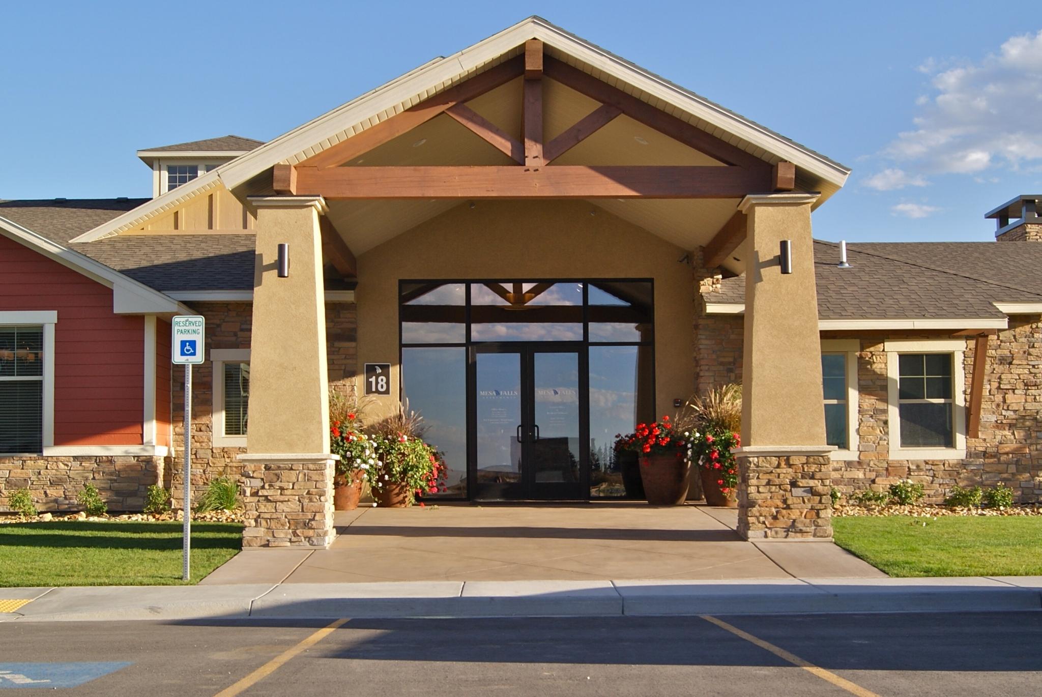 Mesa Falls Apartments Rexburg Temple View Married Housing in Rexburg, Idaho