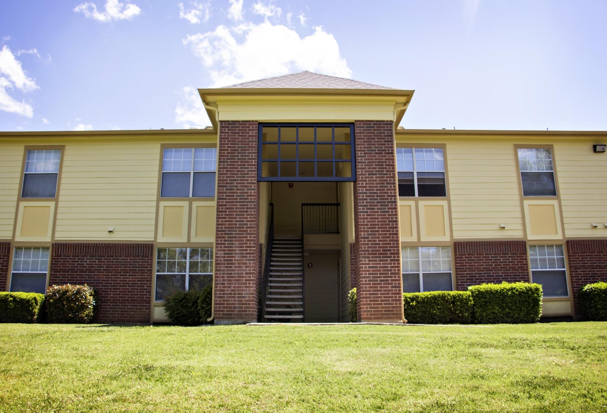 View Photos & Take A Virtual Tour | McKinney Park Apartments